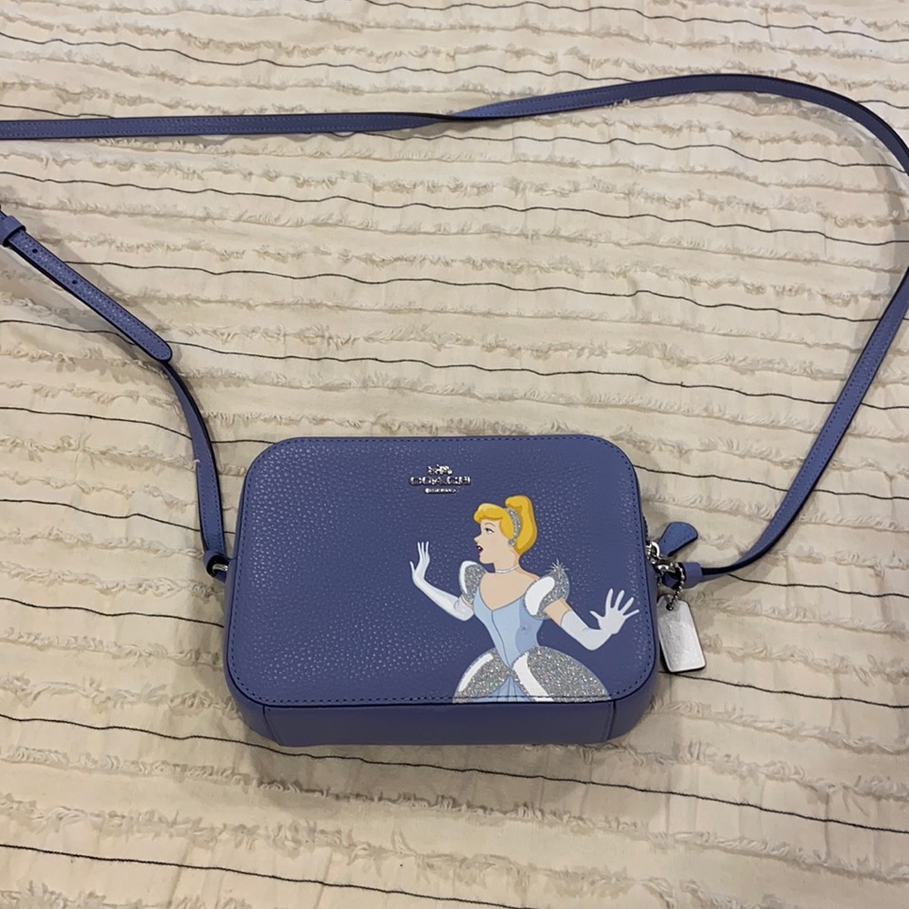 NWT SOLD OUT Cinderella Coach purse - Picture 2 of 3